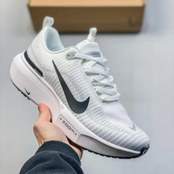 نايكي زوم اكس انفيسيبل 3 رود شوز قماشي لون ابيض ورمادي